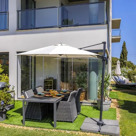 Appartement Cavalo Preto With Garden & Pool