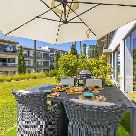 Apartamento Cavalo Preto With Garden & Pool Quarteira