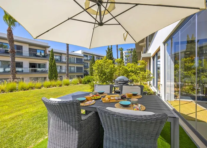 Apartment Cavalo Preto With Garden & Pool Quarteira